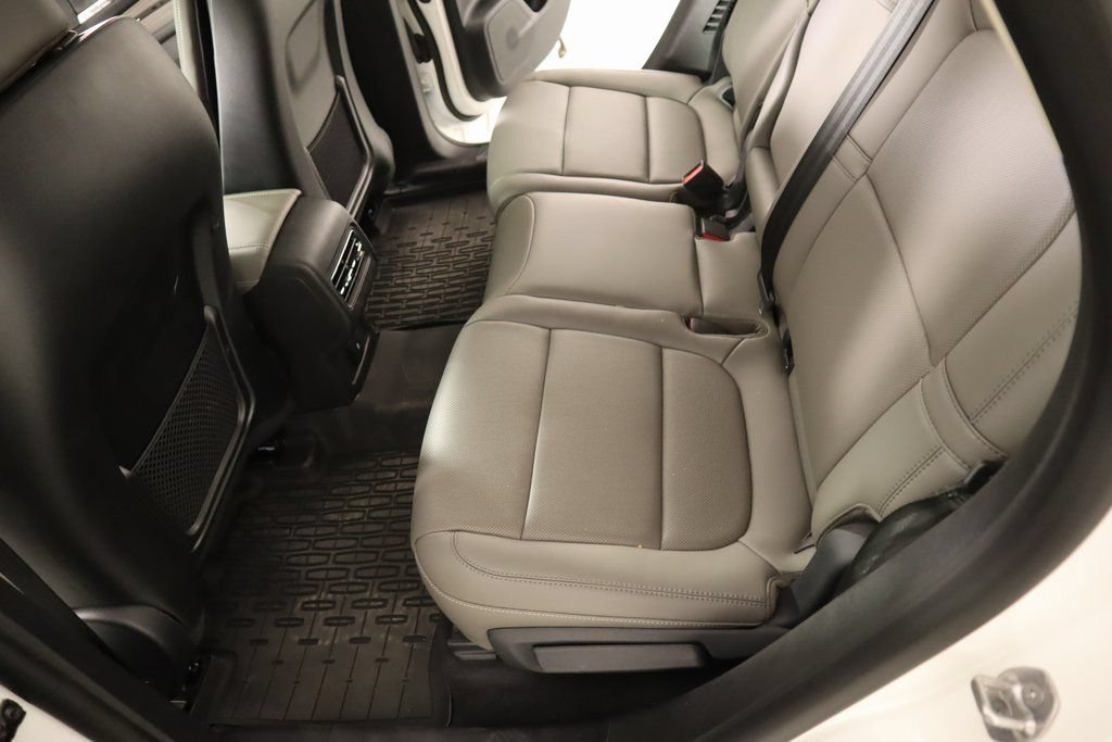 New 2025 Lincoln Corsair Grand Touring AWD/4WD image 13