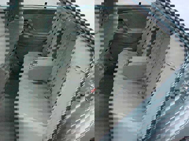 Used 2009 Toyota Camry LE image 12