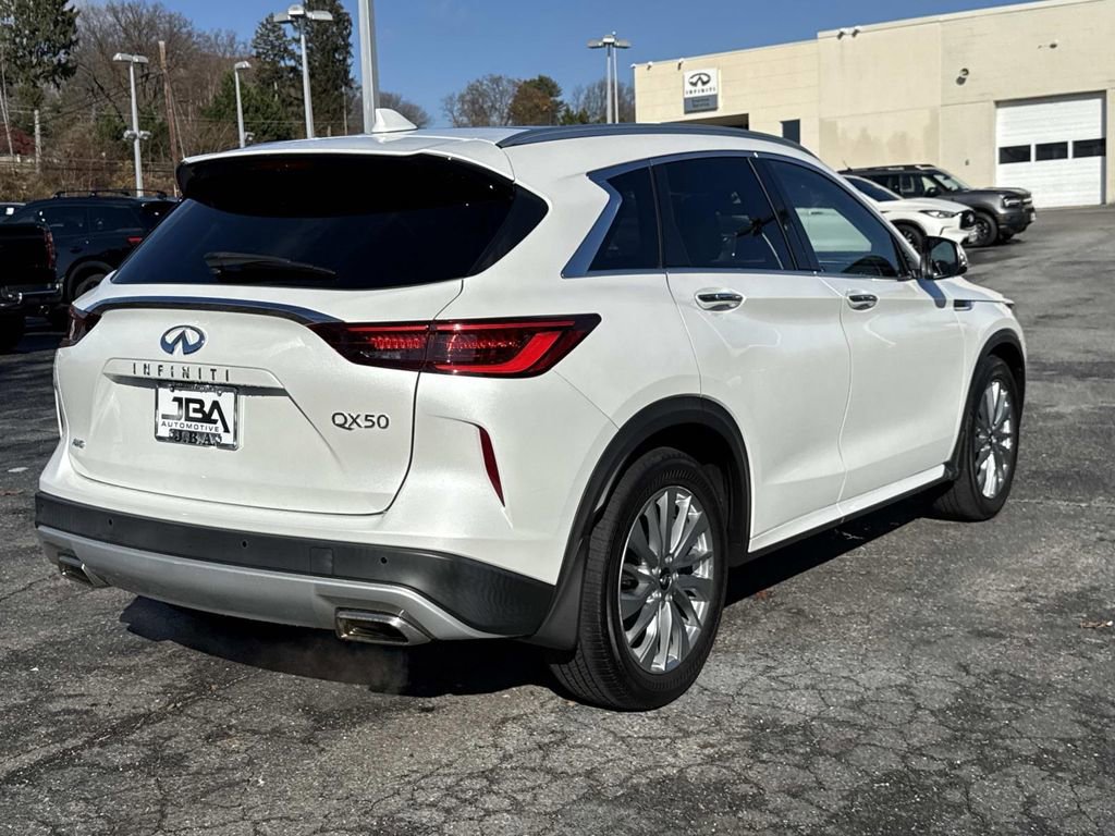 Certified 2023 INFINITI QX50 Luxe image 26