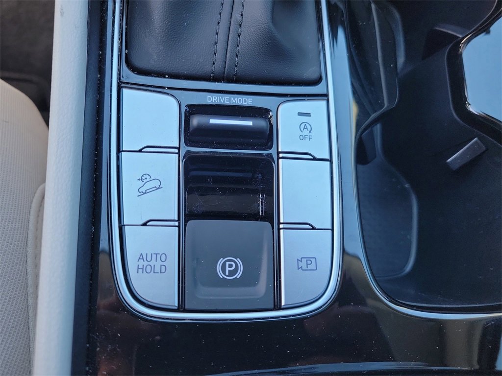 Certified 2025 Hyundai Tucson SE image 31