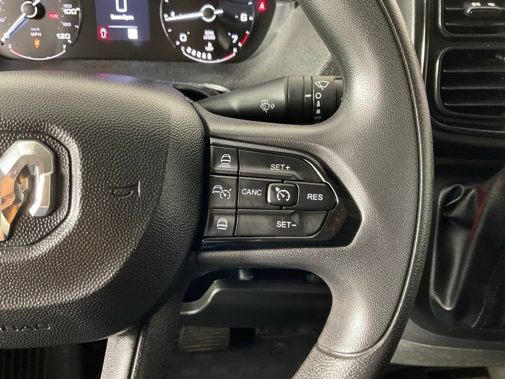 Used 2025 RAM ProMaster 2500 w/ Convenience Group FWD image 25