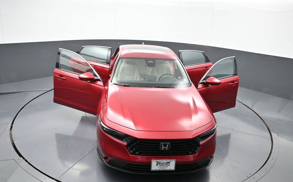 Certified 2024 Honda Accord EX image 91