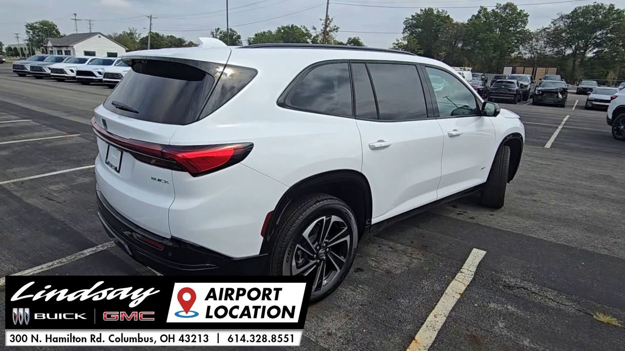 New 2026 Buick Enclave Sport Touring w/ Power Package image 9