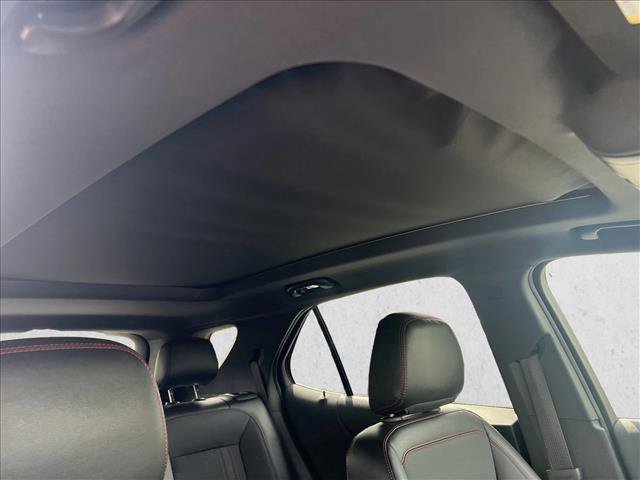Used 2023 Chevrolet Equinox RS image 25