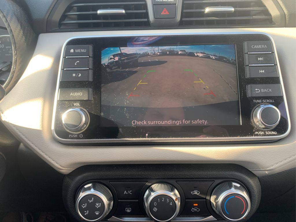 Certified 2022 Nissan Versa SV image 21