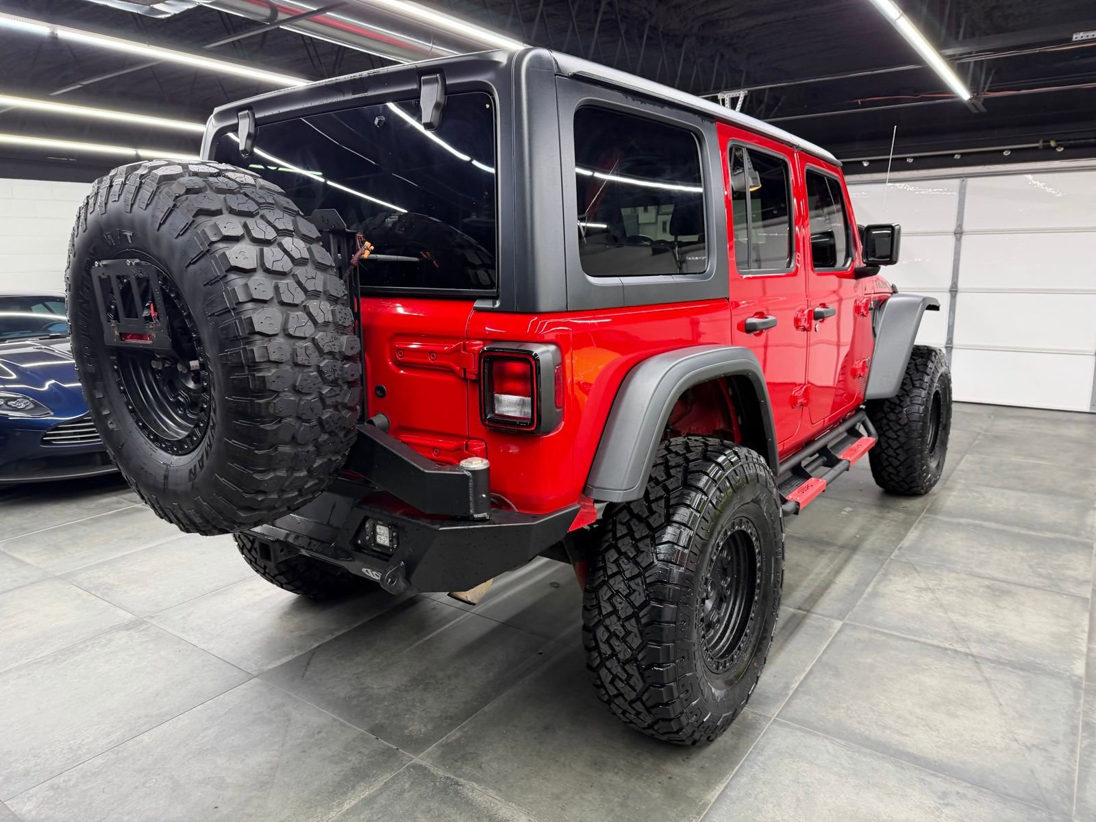 Used 2021 Jeep Wrangler Unlimited Rubicon w/ Cold Weather Group image 7