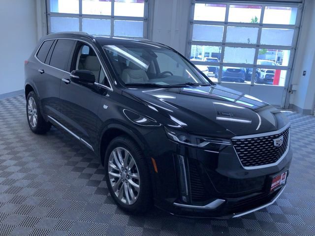 Used 2022 Cadillac XT6 Premium Luxury w/ Technology Package AWD/4WD image 28