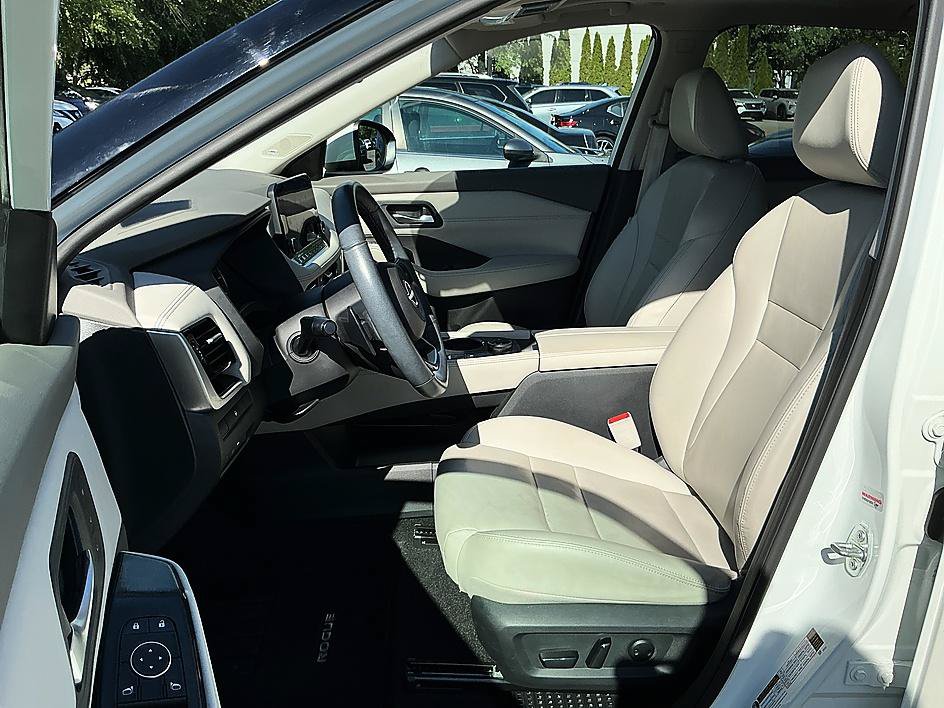 Certified 2023 Nissan Rogue SL w/ SL Premium Package AWD/4WD image 12