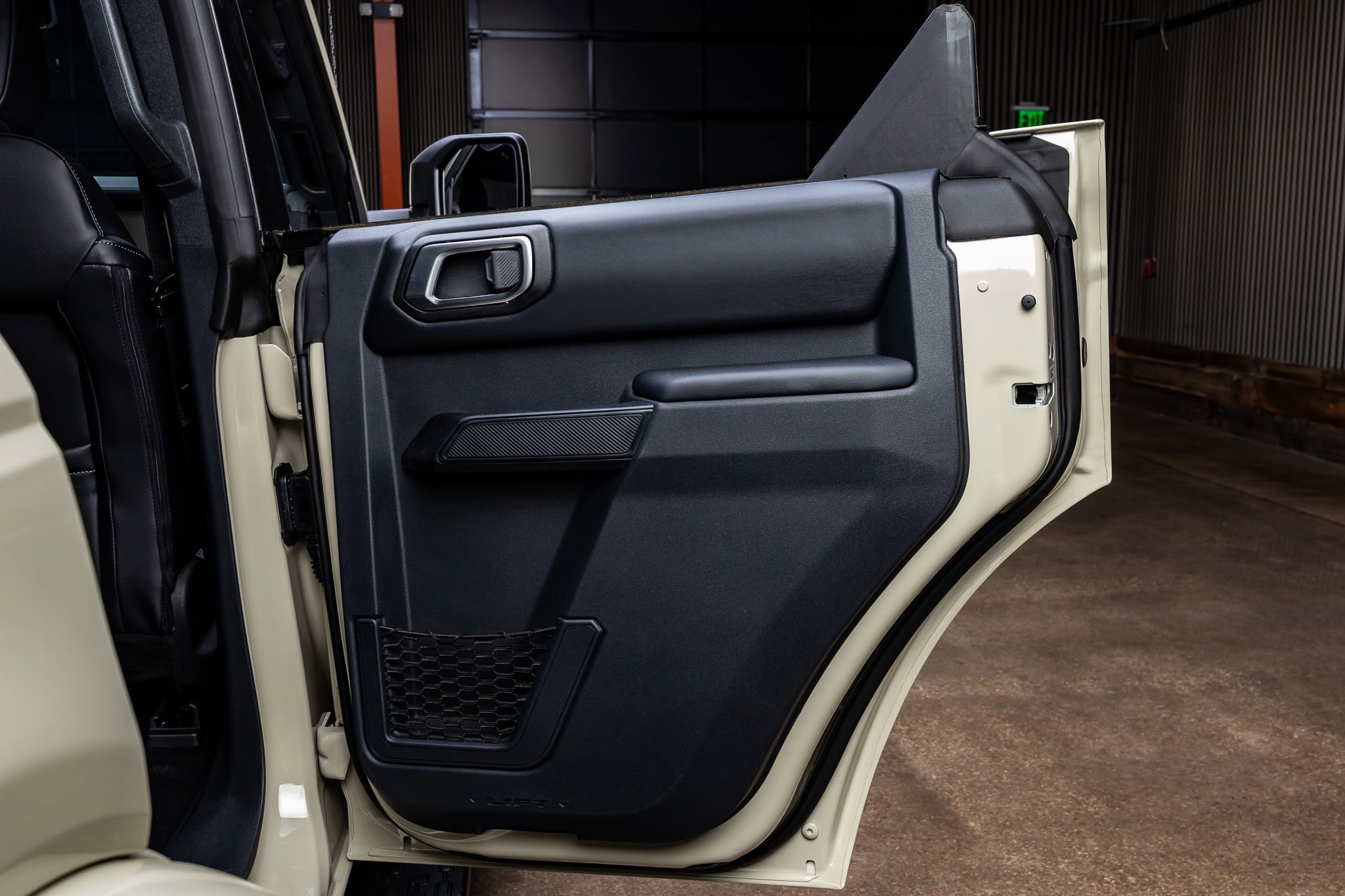 Used 2026 Ford Bronco Outer Banks AWD/4WD image 37