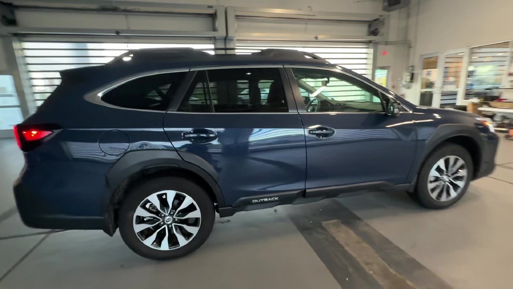 Certified 2024 Subaru Outback Limited AWD/4WD image 12