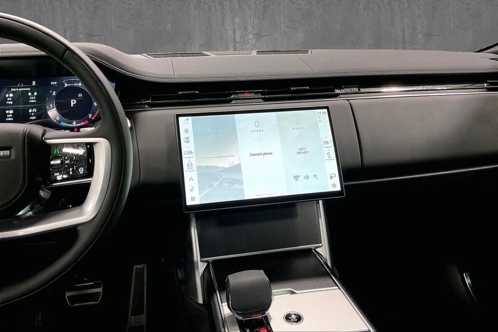 New 2026 Land Rover Range Rover SE image 6