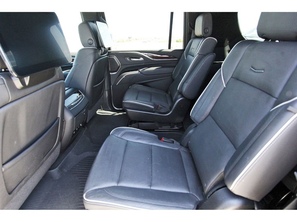 Certified 2024 Cadillac Escalade ESV Premium Luxury image 7