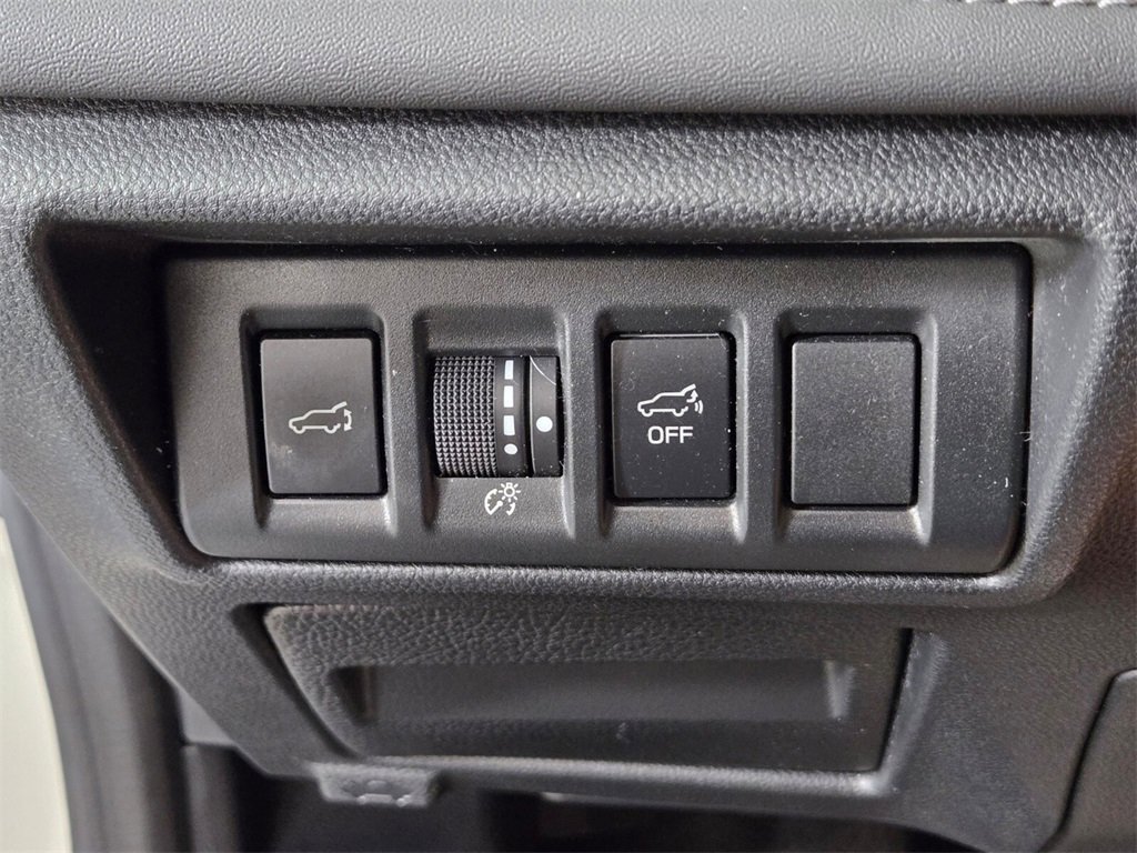 Used 2020 Subaru Outback Touring XT image 35