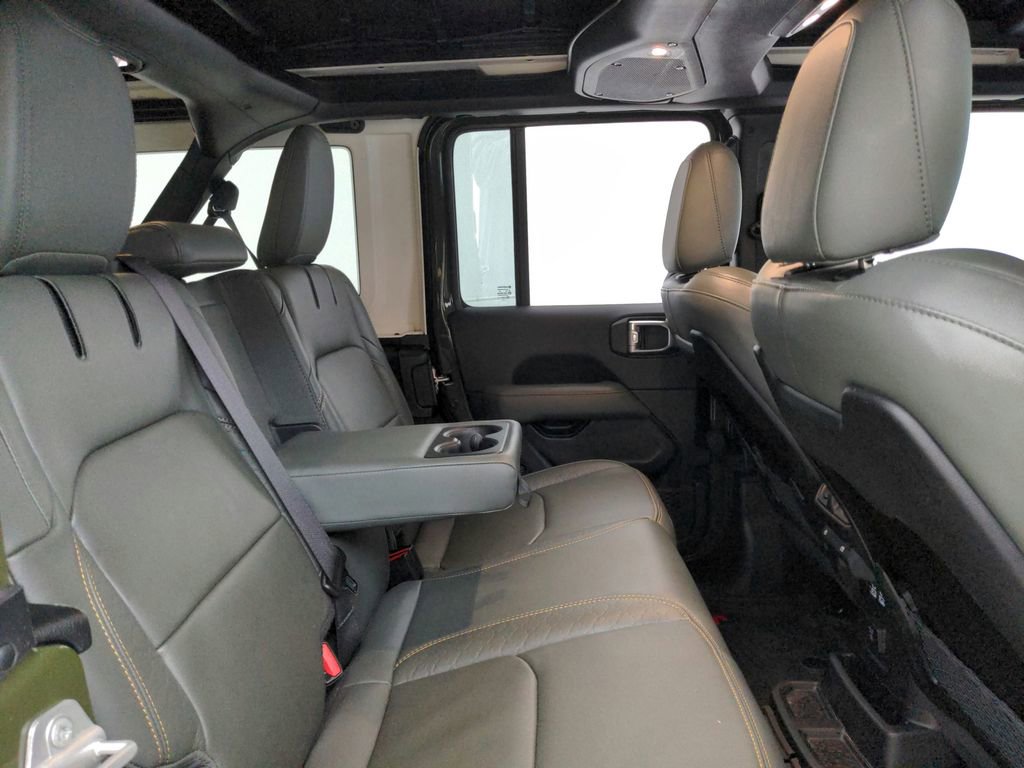 Used 2024 Jeep Wrangler High Altitude AWD/4WD image 33
