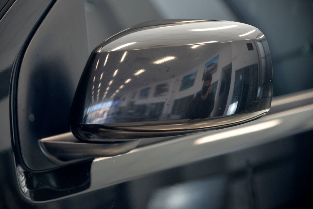 Used 2020 Nissan Frontier SV w/ Midnight Edition Floor Mats image 12