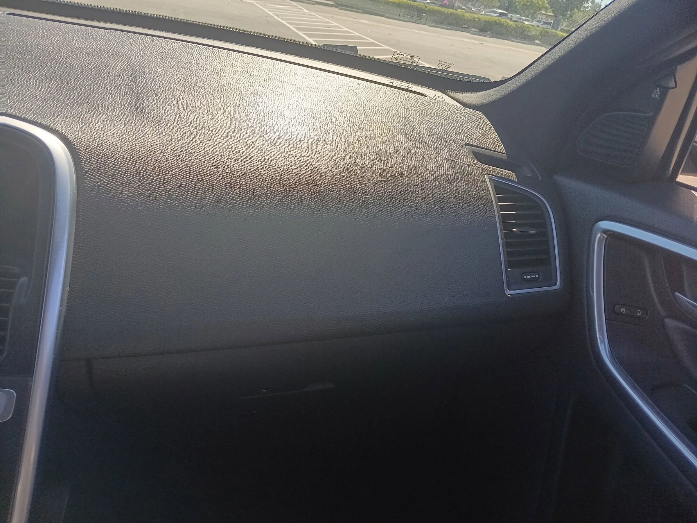 Used 2015 Volvo XC60 T6 image 20