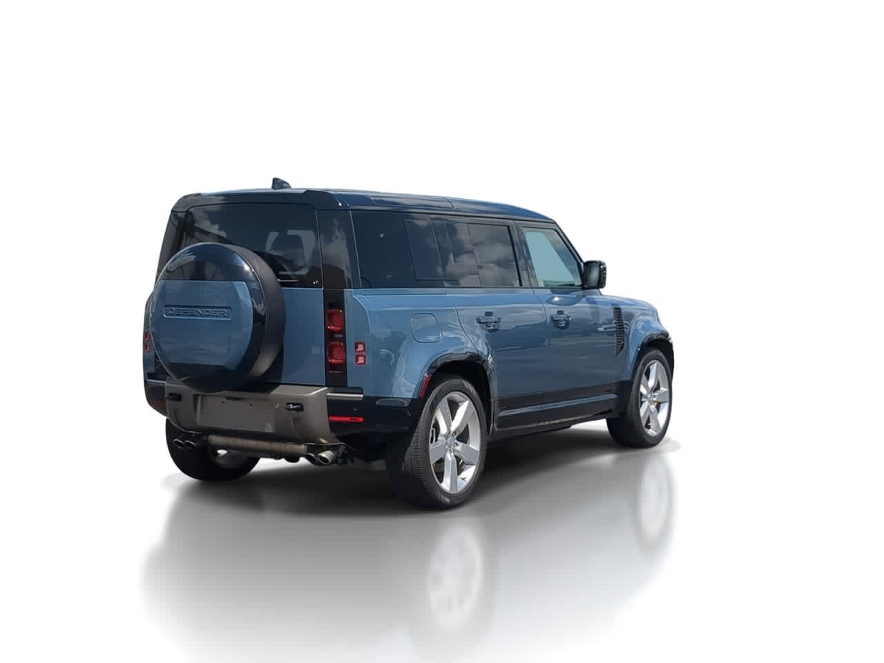 Certified 2025 Land Rover Defender 110 X-Dynamic SE AWD/4WD image 8
