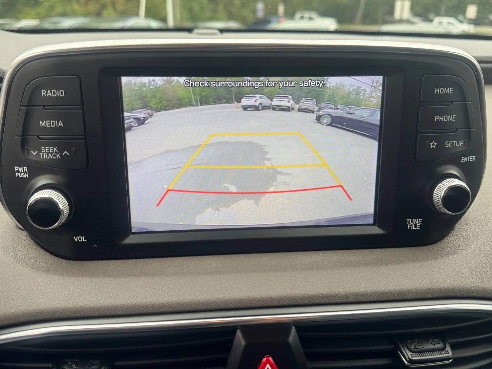 Used 2020 Hyundai Santa Fe SE AWD/4WD image 27