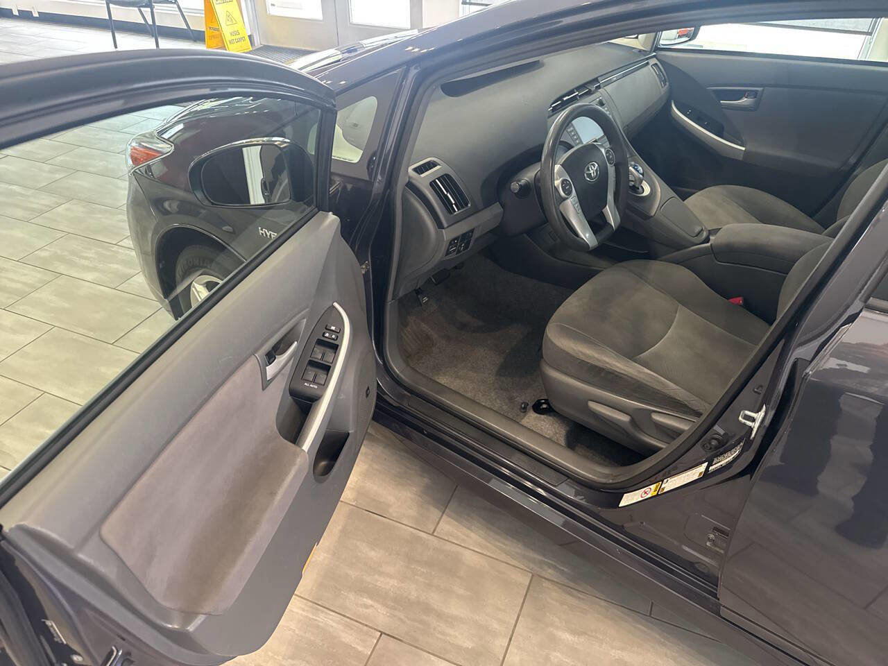 Used 2010 Toyota Prius Two FWD image 14