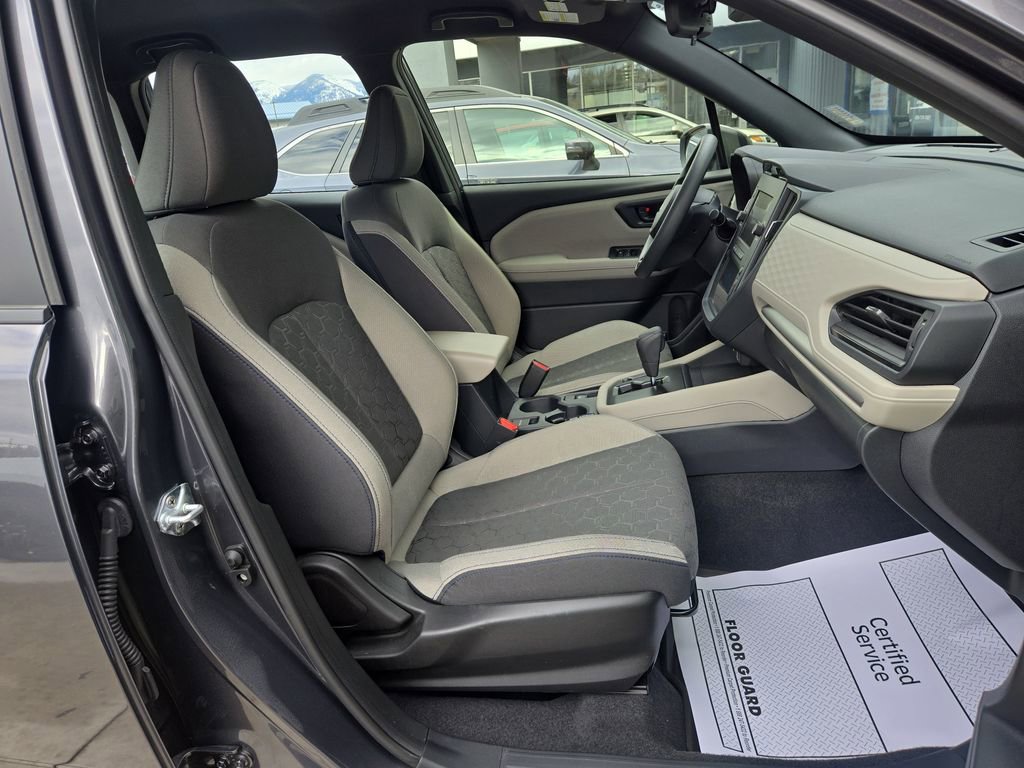 Used 2025 Subaru Forester image 17