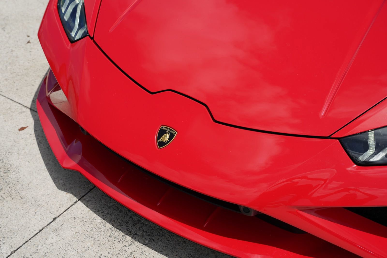 Used 2020 Lamborghini Huracan EVO image 7