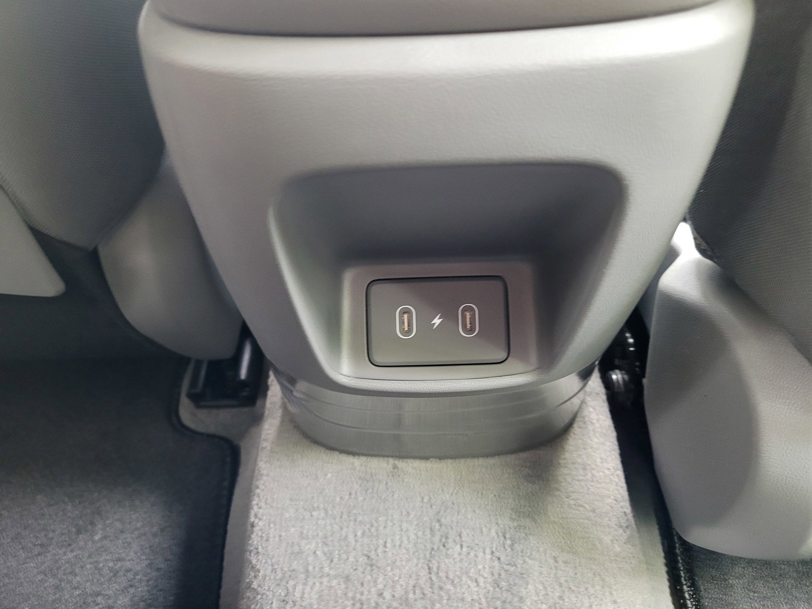 New 2025 Hyundai Elantra SEL image 13