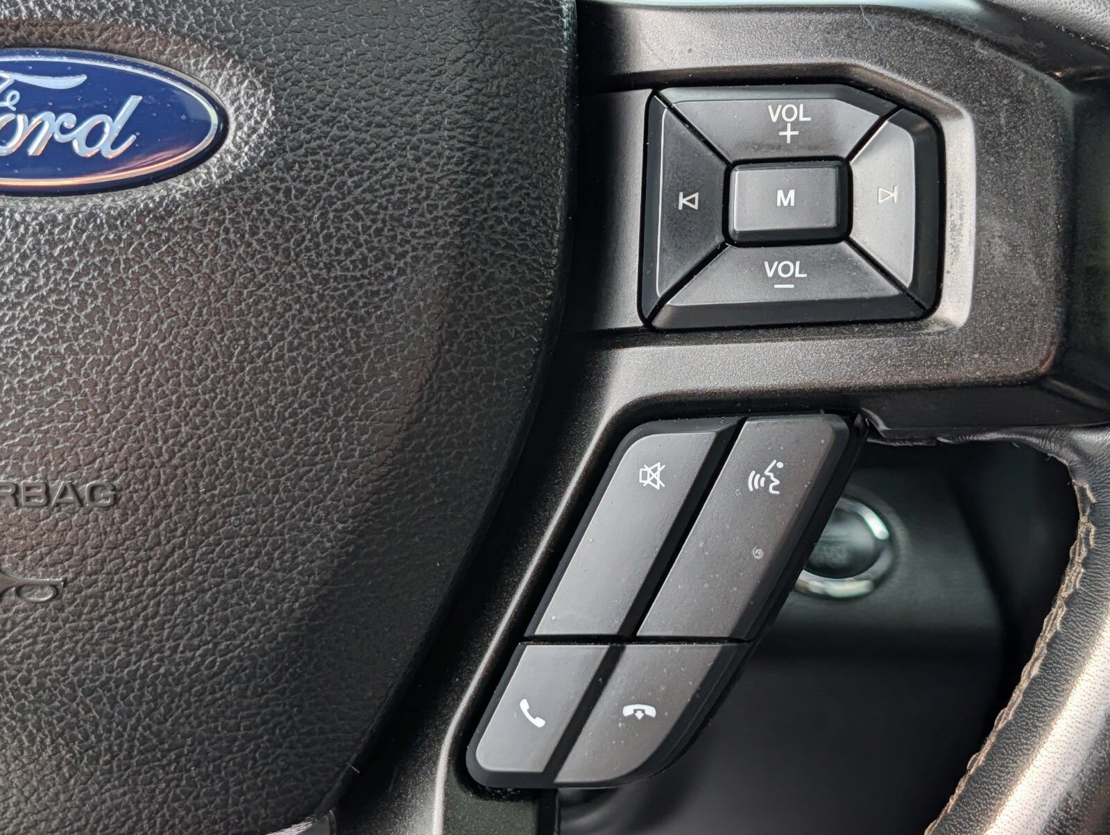 Used 2019 Ford Expedition Limited AWD/4WD image 34