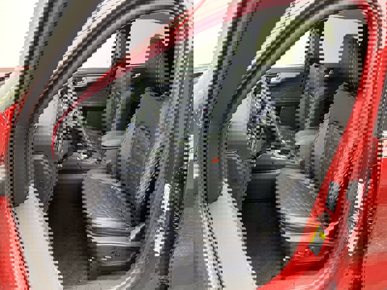 New 2024 Ford Escape SE w/ PHEV Premium Package image 9