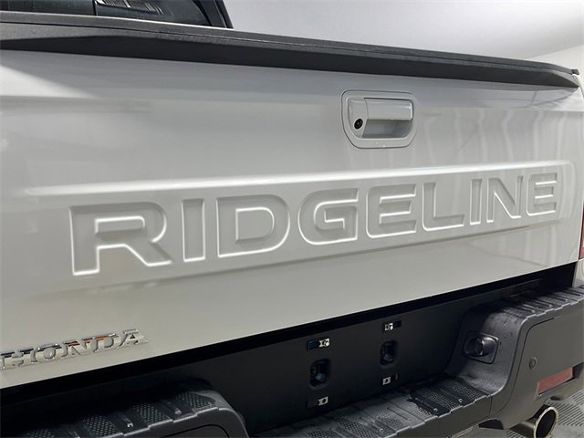 New 2026 Honda Ridgeline Black Edition image 6