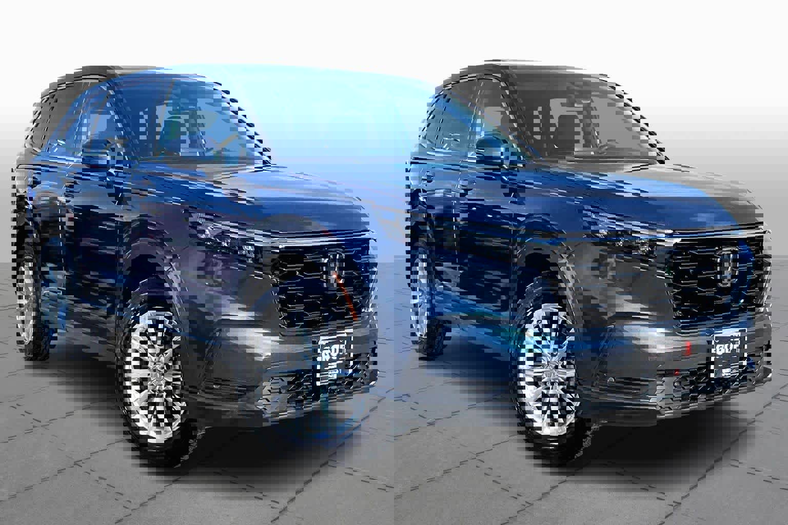 Used 2023 Honda CR-V EX-L image 3