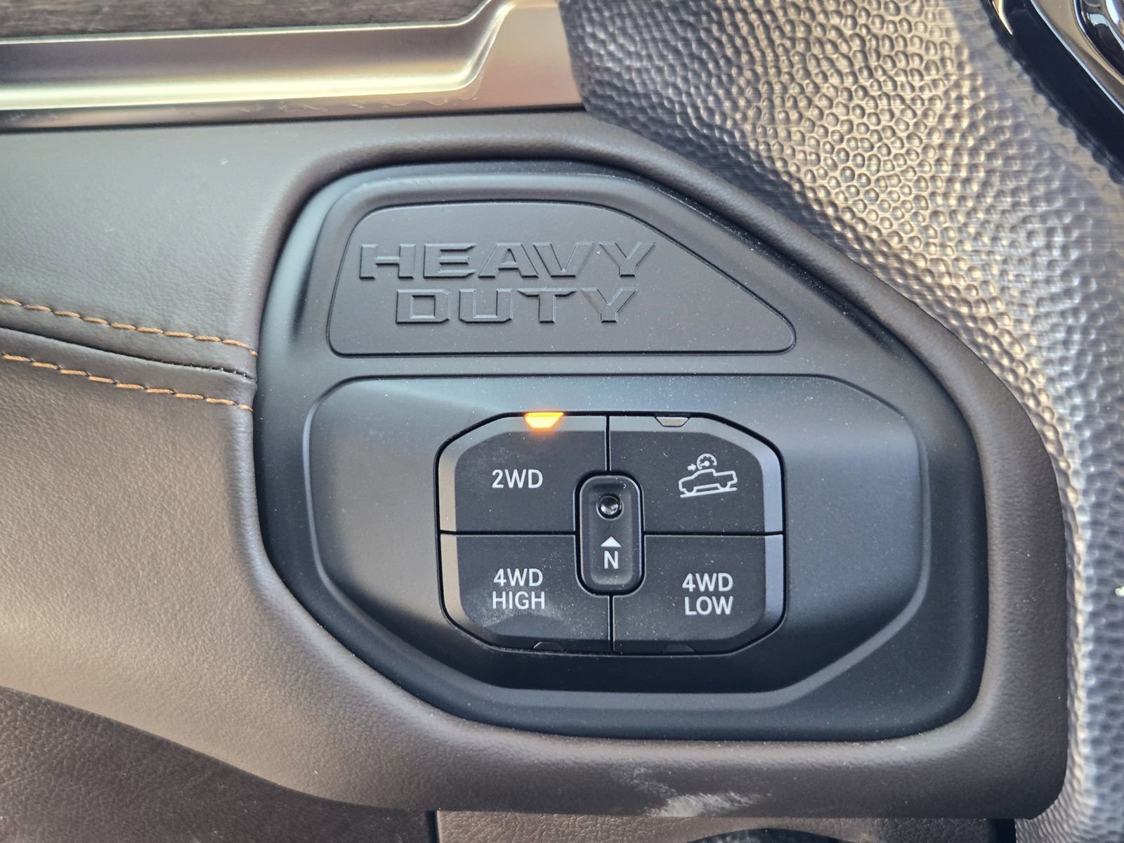 New 2025 RAM 2500 Limited image 17