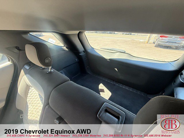Used 2019 Chevrolet Equinox LS AWD/4WD image 12