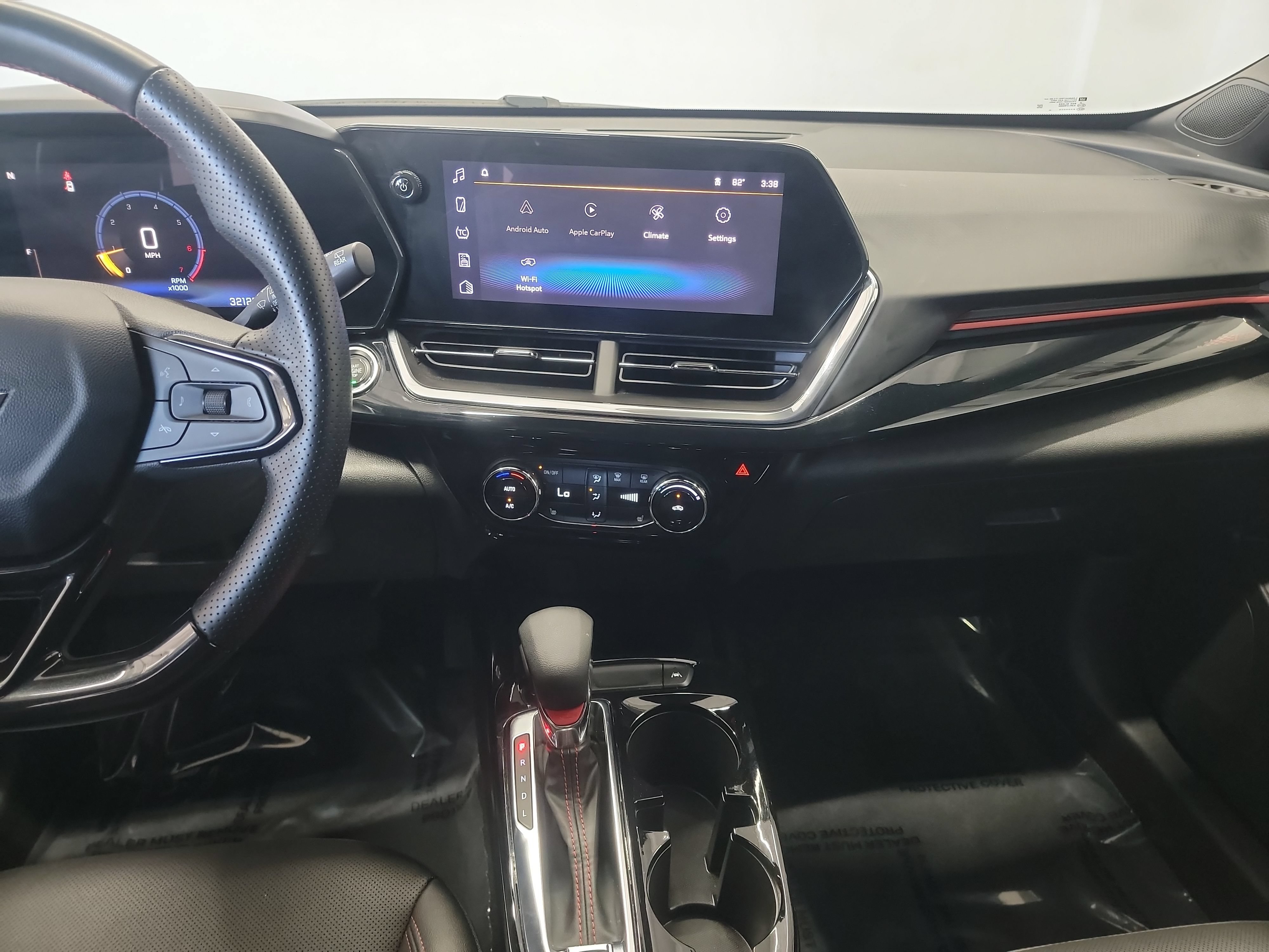 Used 2024 Chevrolet Trax RS w/ Driver Confidence Package FWD image 20