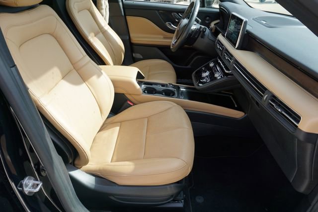 Used 2020 Lincoln Corsair Reserve w/ Equipment Group 201A image 21