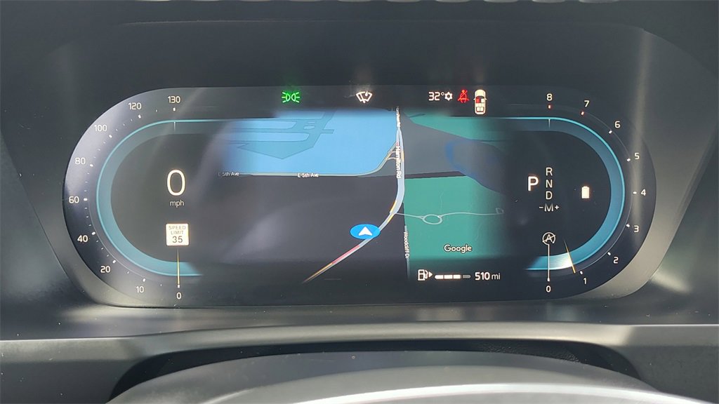 Certified 2025 Volvo XC90 B6 Plus image 13