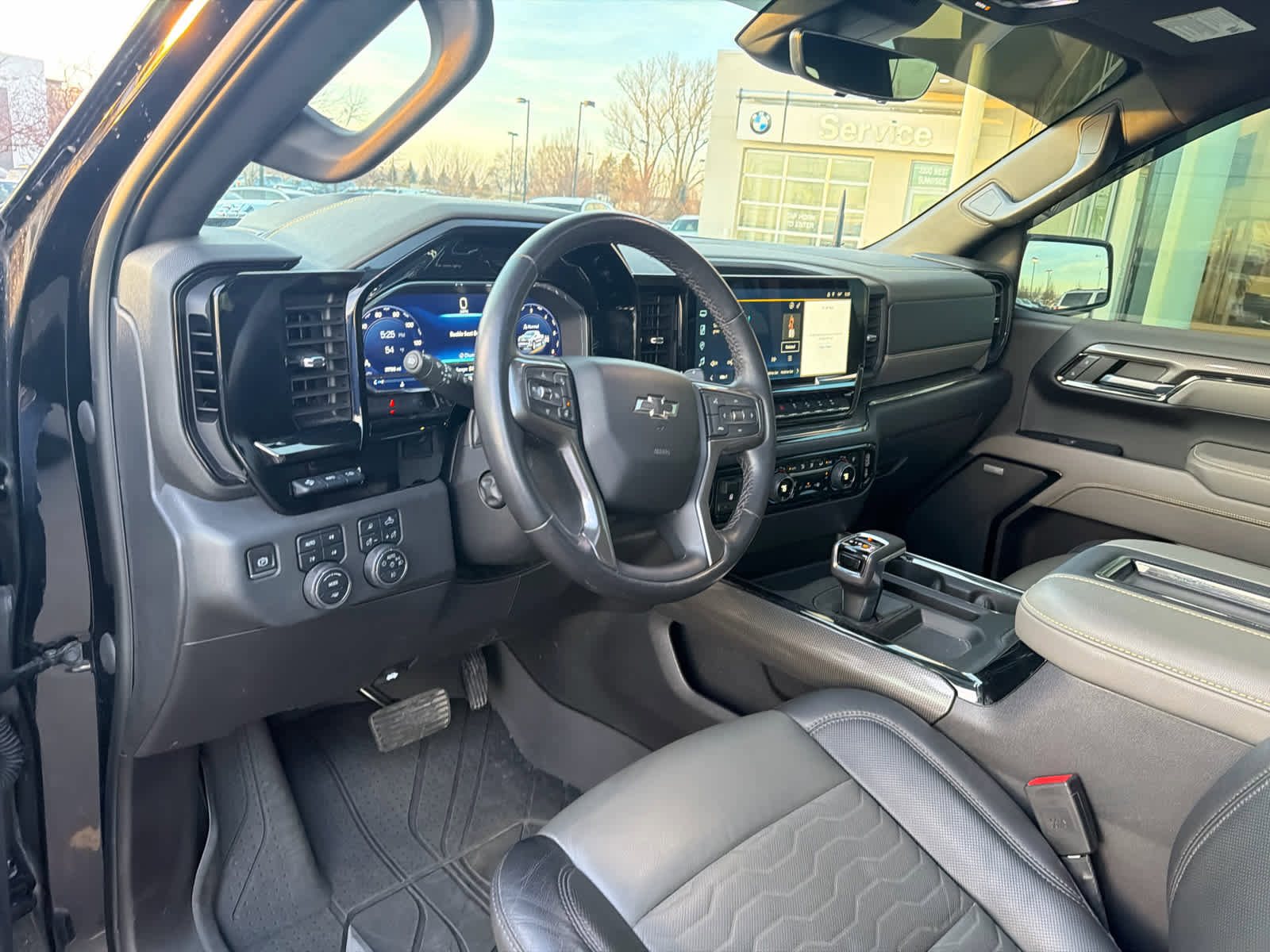 Used 2022 Chevrolet Silverado 1500 ZR2 w/ Technology Package image 25