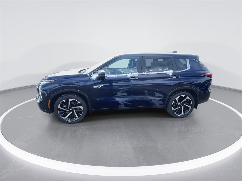 New 2025 Mitsubishi Outlander SE image 4