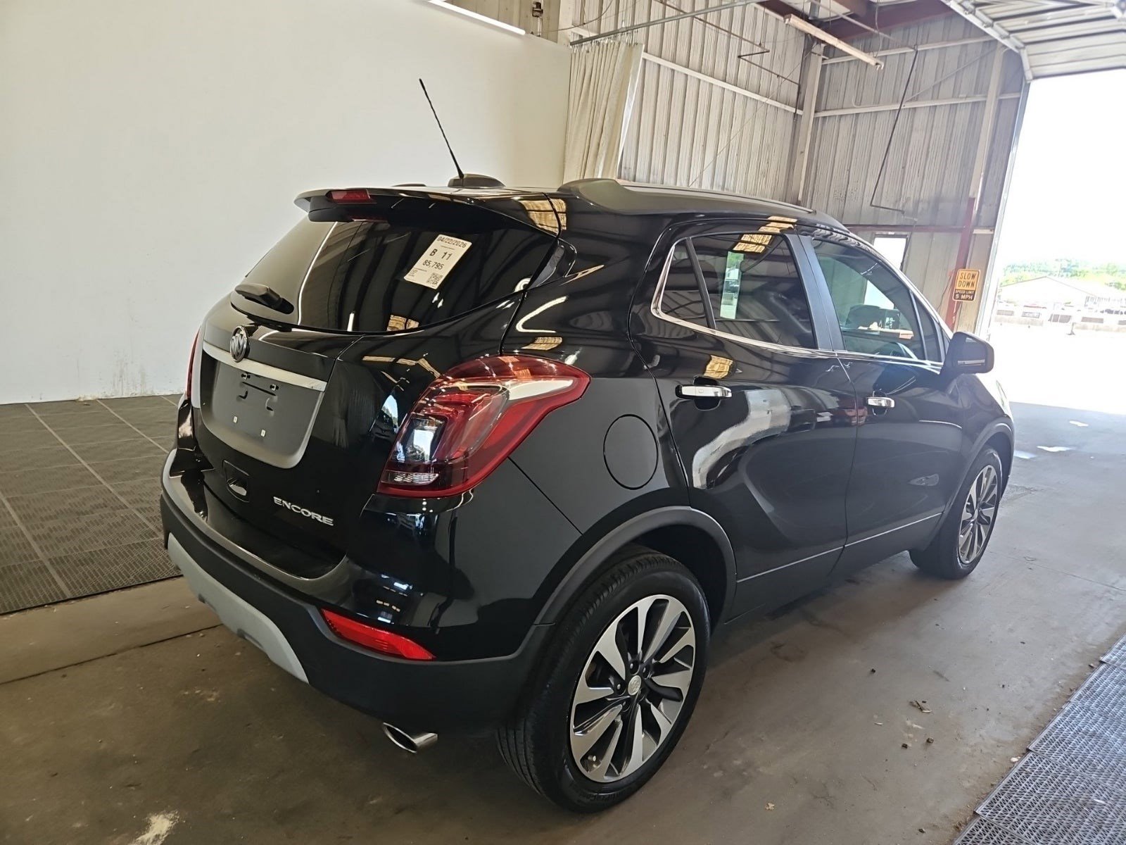 Used 2022 Buick Encore Preferred w/ Safety Package FWD image 4