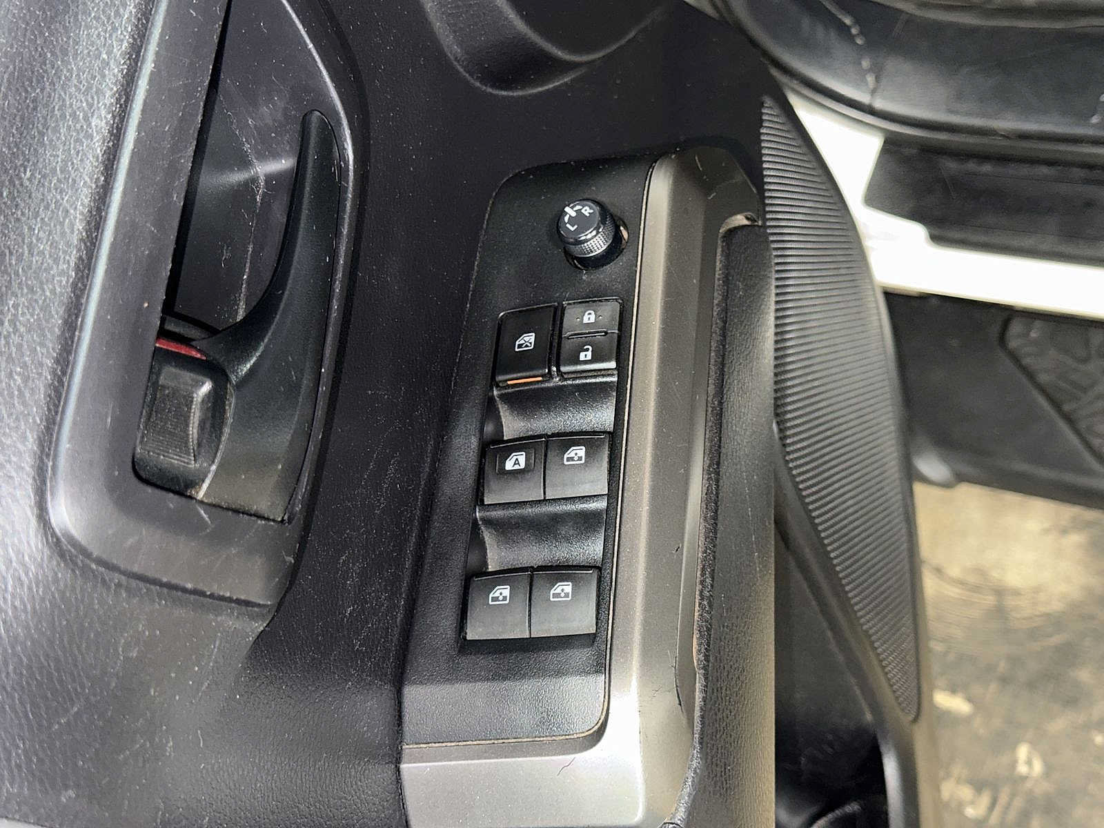 Used 2021 Toyota Tacoma SR5 AWD/4WD image 22