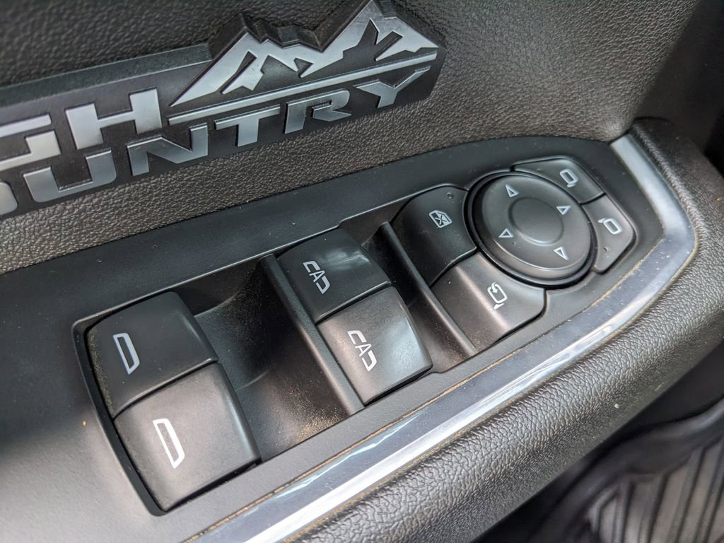Used 2023 Chevrolet Silverado 1500 High Country w/ High Country Premium Package image 59