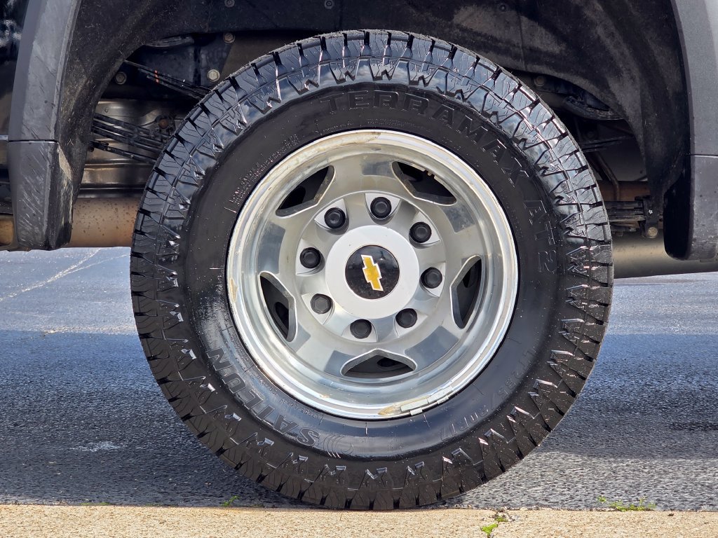 Used 2025 Chevrolet Silverado 3500 High Country w/ High Country Premium Package AWD/4WD image 30