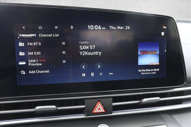 New 2025 Hyundai Elantra SEL image 18