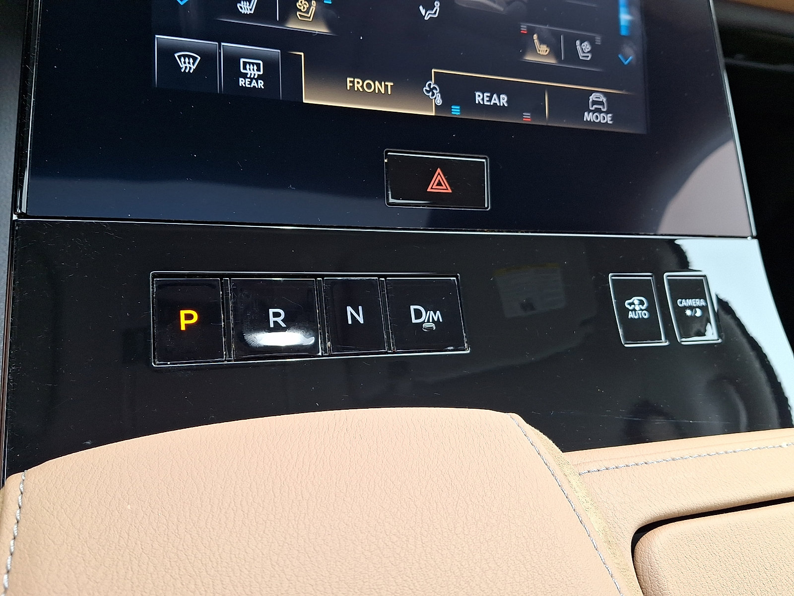 Certified 2025 INFINITI QX80 Luxe AWD/4WD image 18
