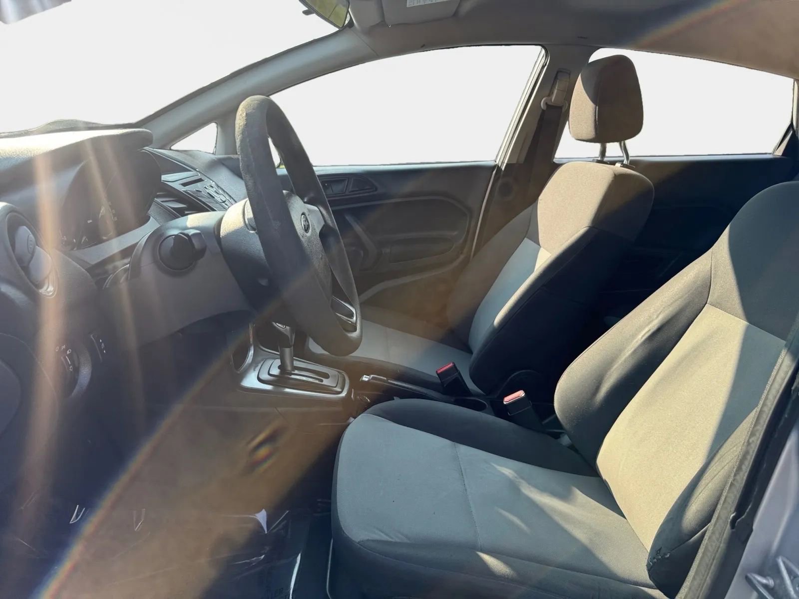 Used 2016 Ford Fiesta S FWD image 9