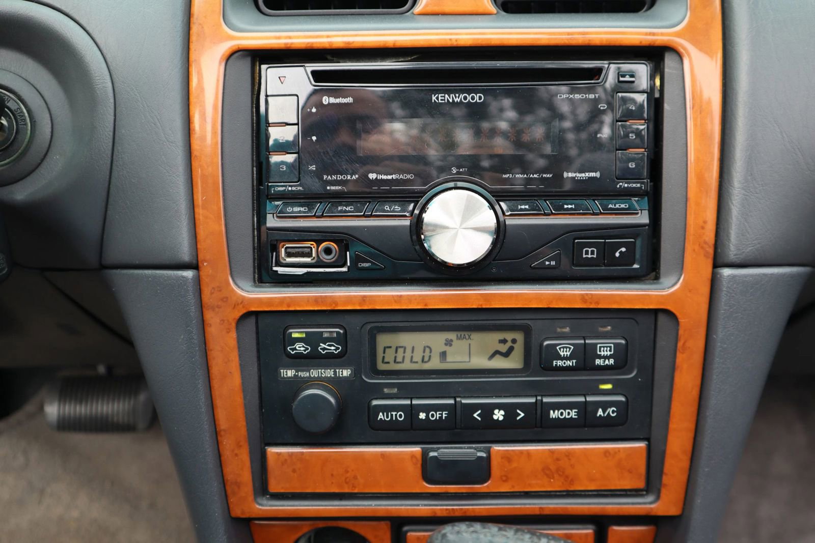 Used 2002 Toyota Solara SLE image 21