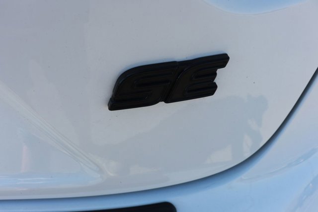 Used 2024 Toyota Corolla SE w/ SE Premium Package image 7