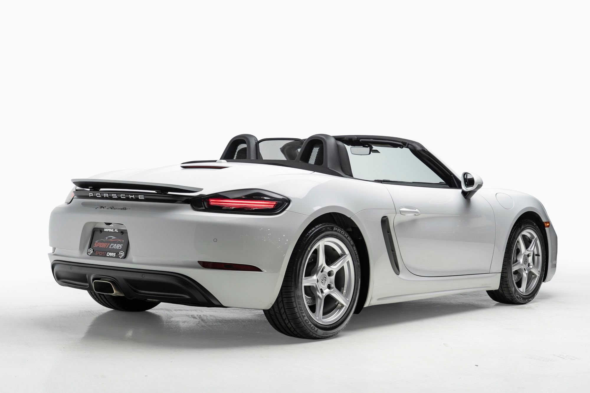 Used 2022 Porsche 718 Boxster RWD image 8
