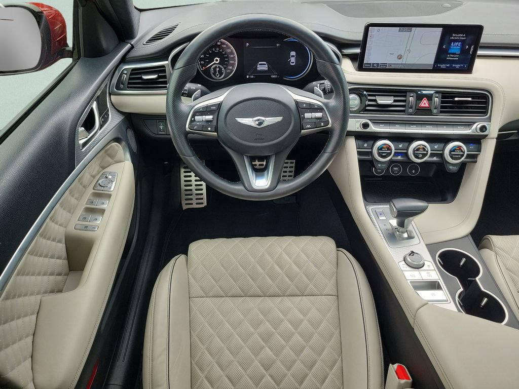 Used 2022 Genesis G70 3.3T RWD image 12