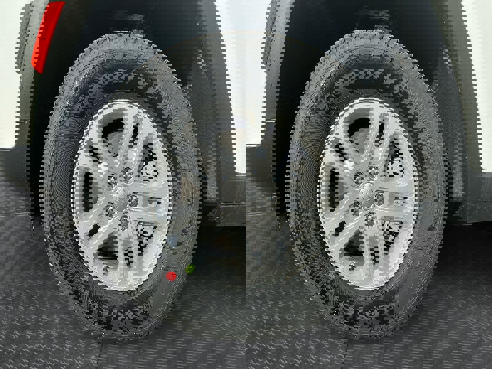 New 2025 Jeep Grand Cherokee Laredo w/ Luxury Tech Group I image 14