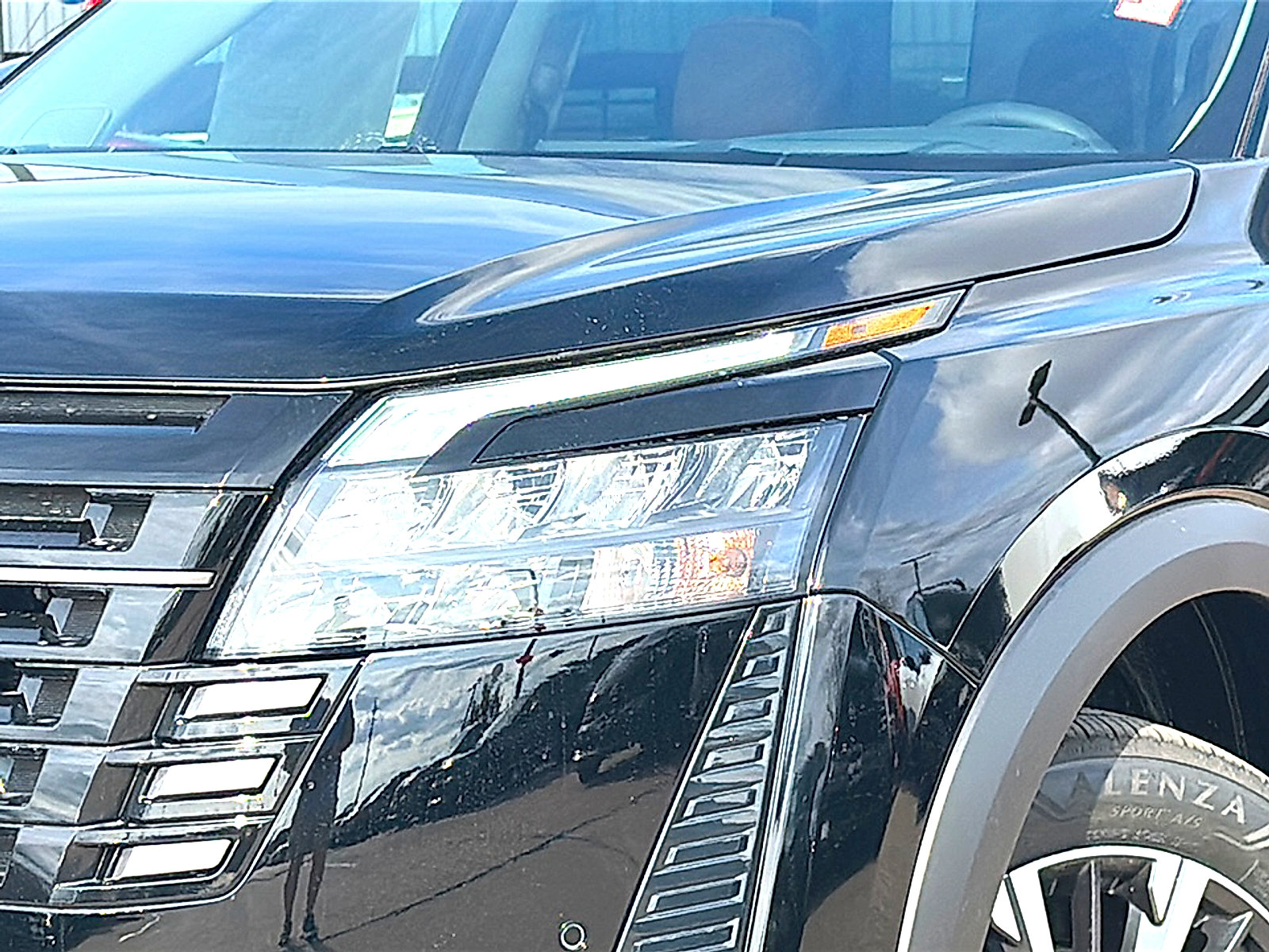 New 2026 Nissan Pathfinder Platinum w/ Cargo Package FWD image 4